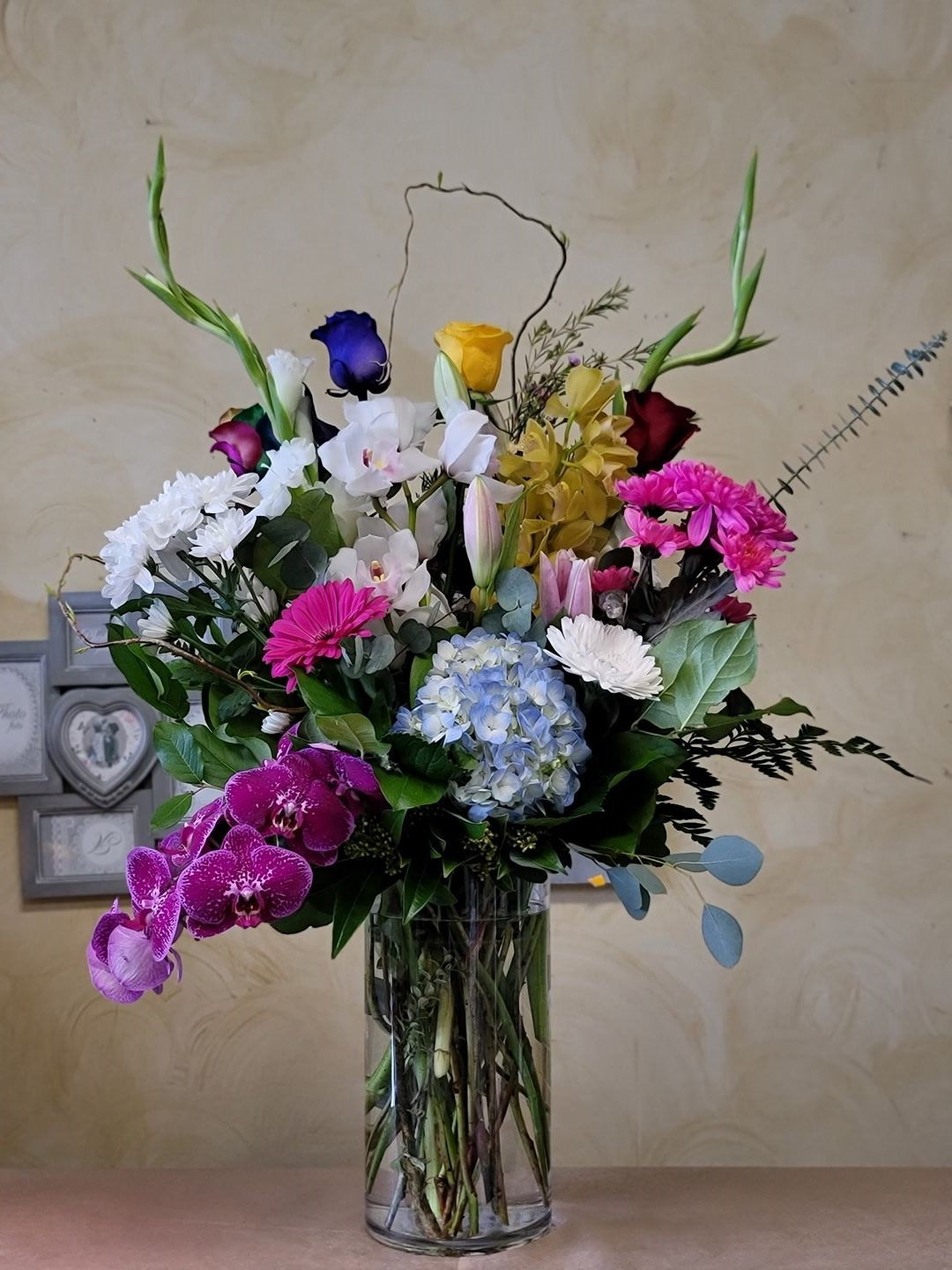 Vase arrangement No.1 (Photo shown is Extravagant size. Small $190, Medium $210, Large $230 Extravagant $255 CAD)