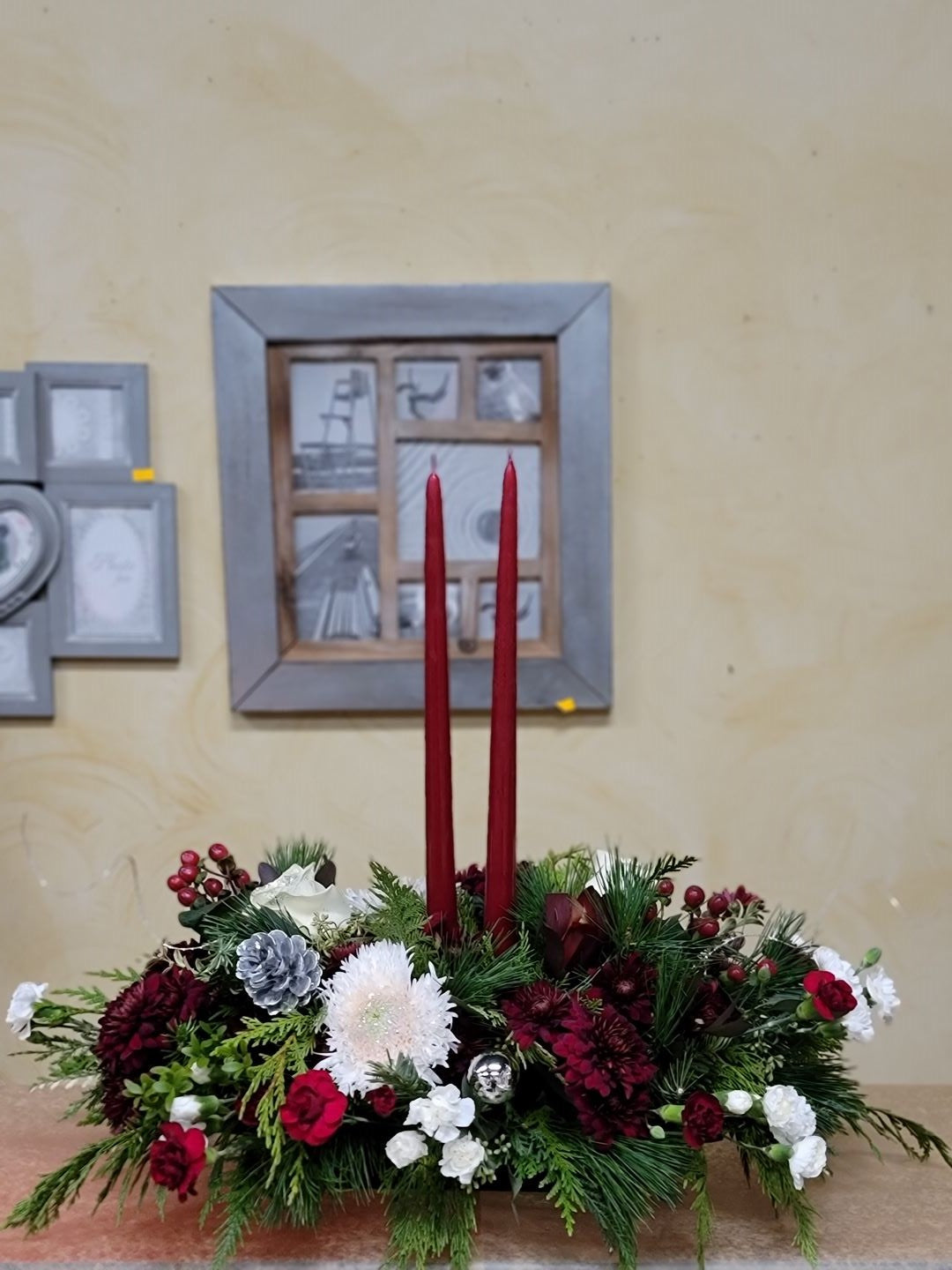 Christmas No.59 (20" with 2 taper candles)