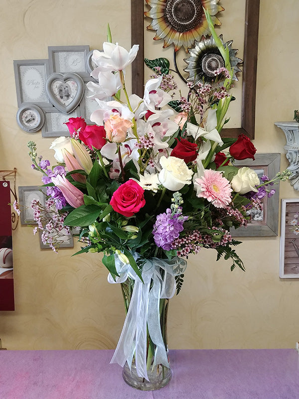 Vase arrangement No.2 (Photo shown is Extravagant size. Small $115, Medium $135, Large $155 Extravagant $175 CAD)