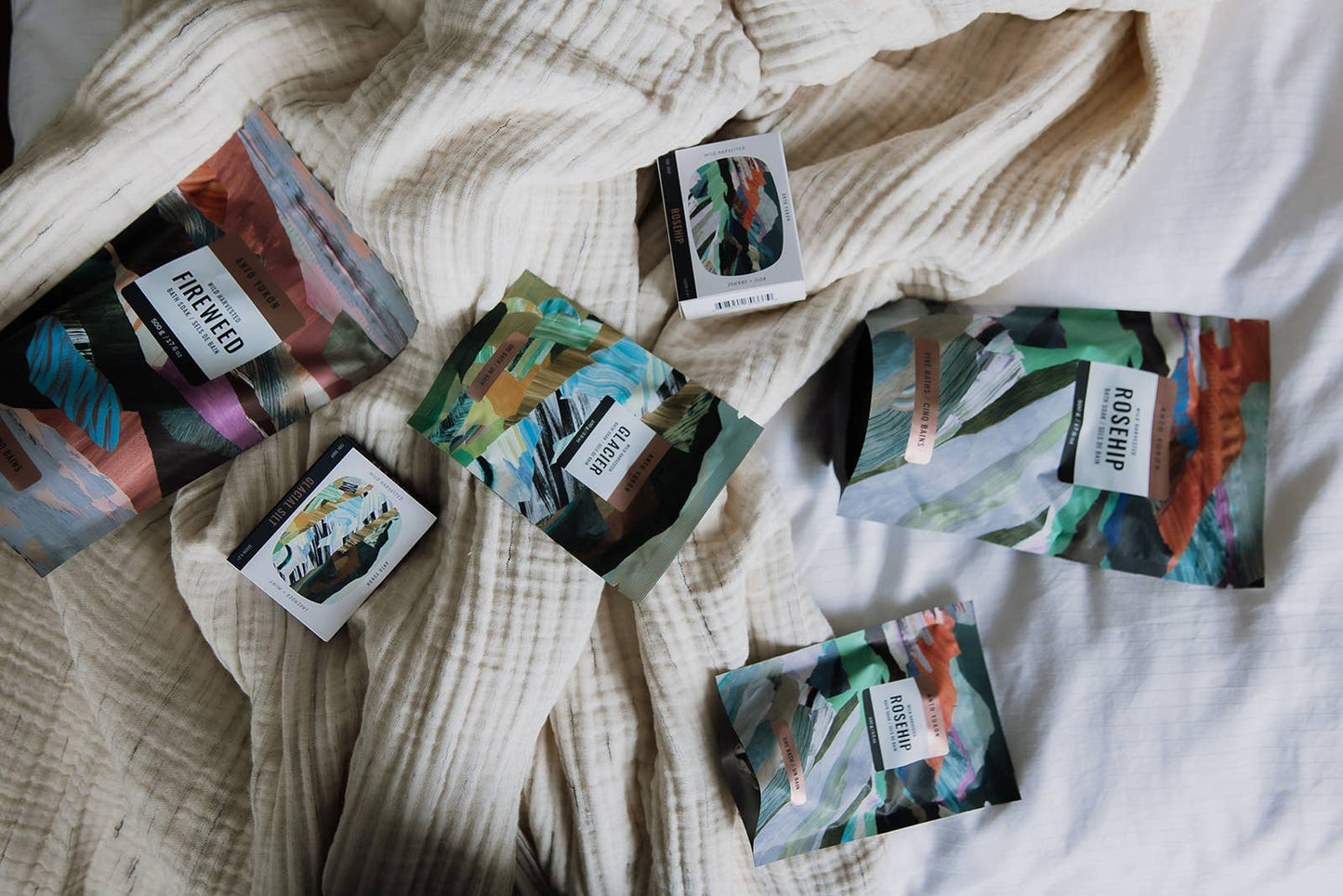 Anto Yukon - Foaming Rosehip Bath Soak - 100 g